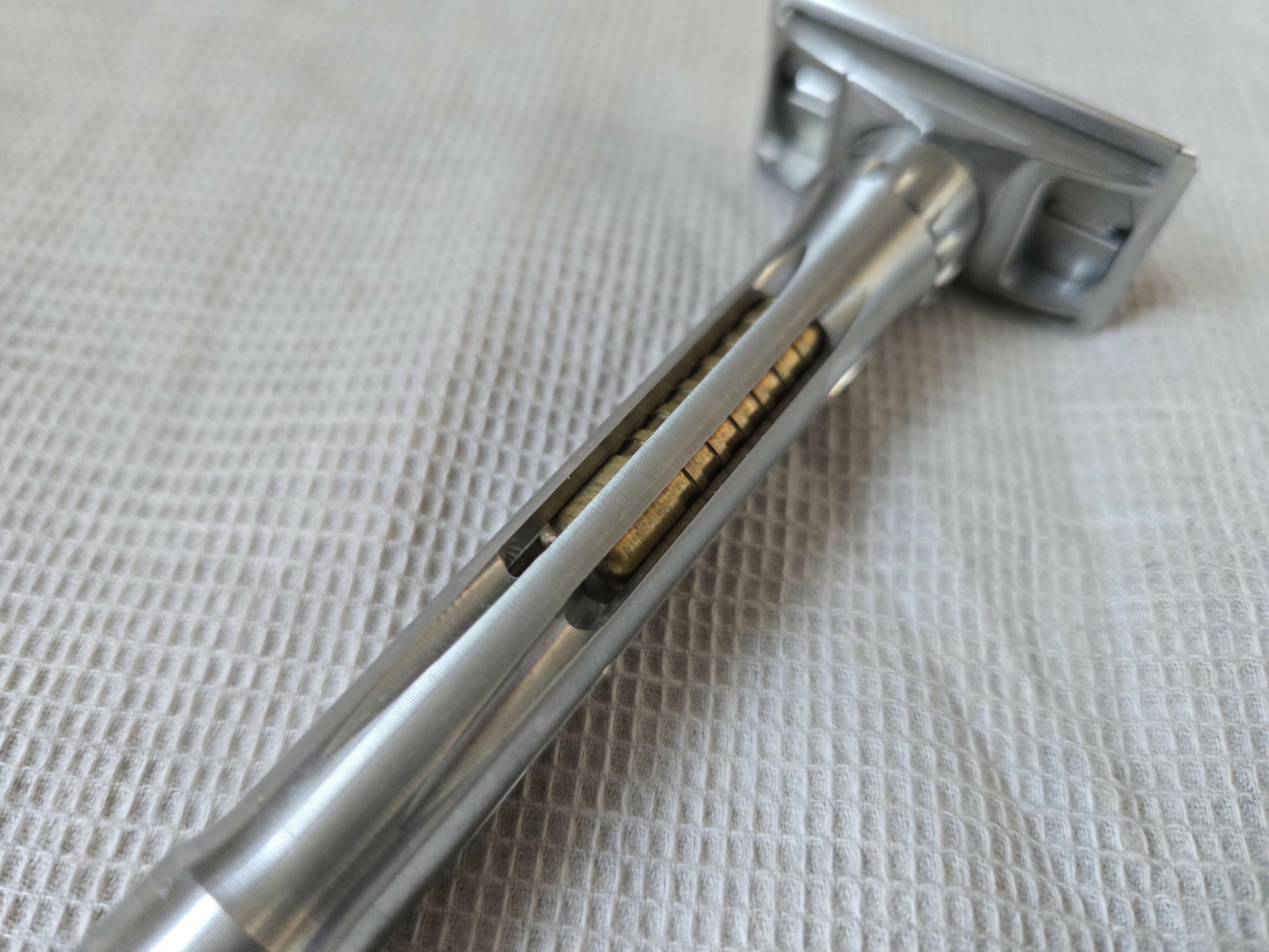 Blackland Osprey 調整可能両刃カミソリ Osprey | Blackland Razors