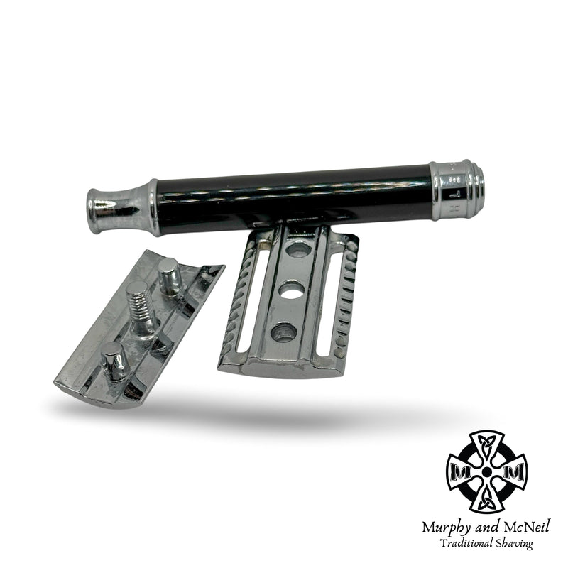 R106 Double-Edge Classic Safety Razor, Black Handle - by Muhle (Pre-Owned) Safety Razor Murphy & McNeil Pre-Owned Shaving 