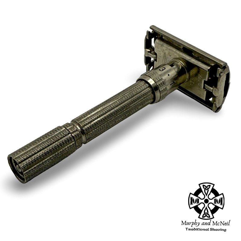 1966 Slim Adjustable L4 TTO Razor - by Gillette (Pre-Owned) Safety Razor Murphy & McNeil Pre-Owned Shaving 