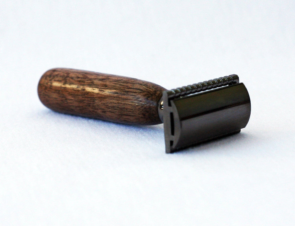 Hand Crafted Razor Walnut Wood Hand Crafted Shave Set with Gunmetal Safety Razor