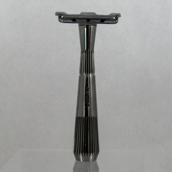 The Twig Single Edge Safety Razor (Chrome) - by LEAF (Pre-Owned) Safety Razor Murphy & McNeil Pre-Owned Shaving 