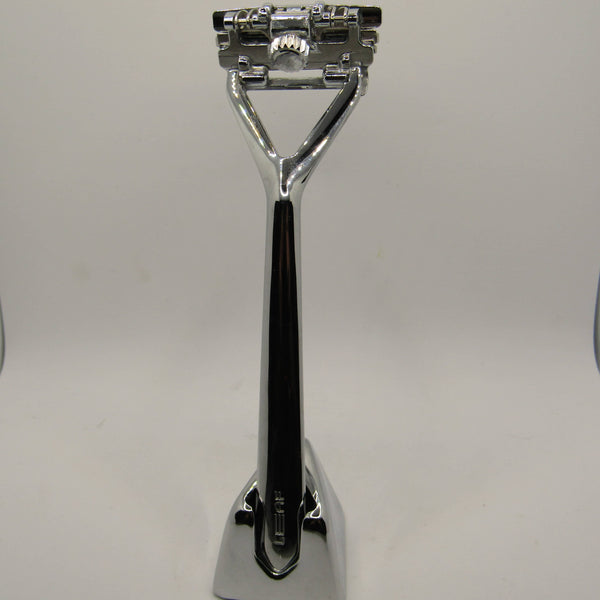 LEAF Razor (Chrome Color) - (Pre-Owned) Safety Razor Murphy & McNeil Pre-Owned Shaving 